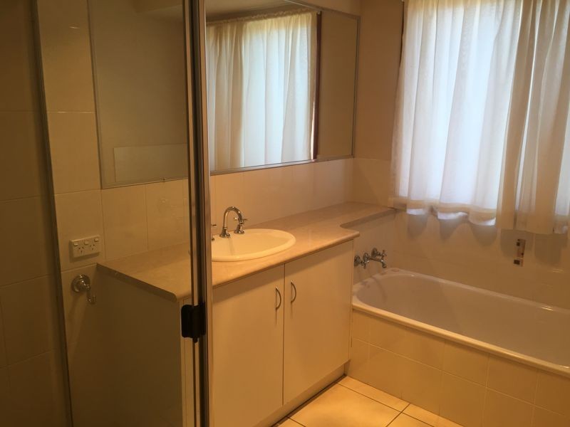 8 Ashford Drive, Wyreema QLD 4352