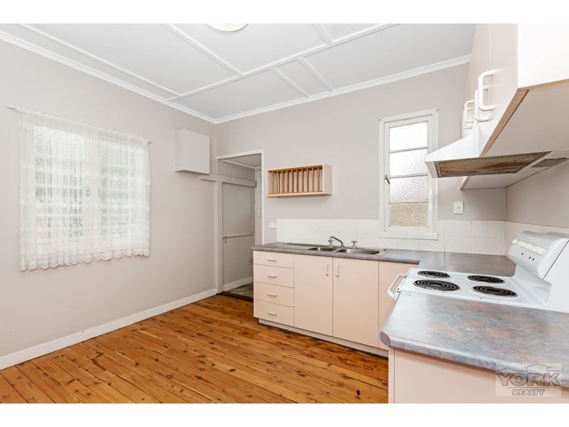 153 Perth Street, South Toowoomba QLD 4350