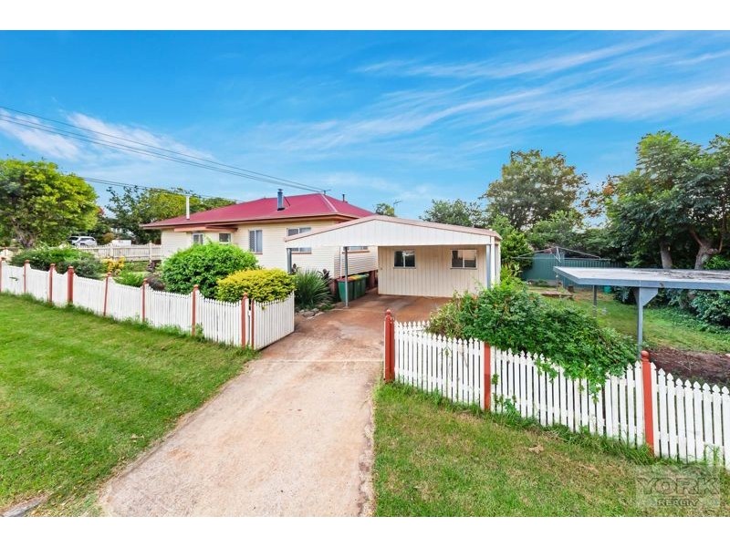 153 Perth Street, South Toowoomba QLD 4350
