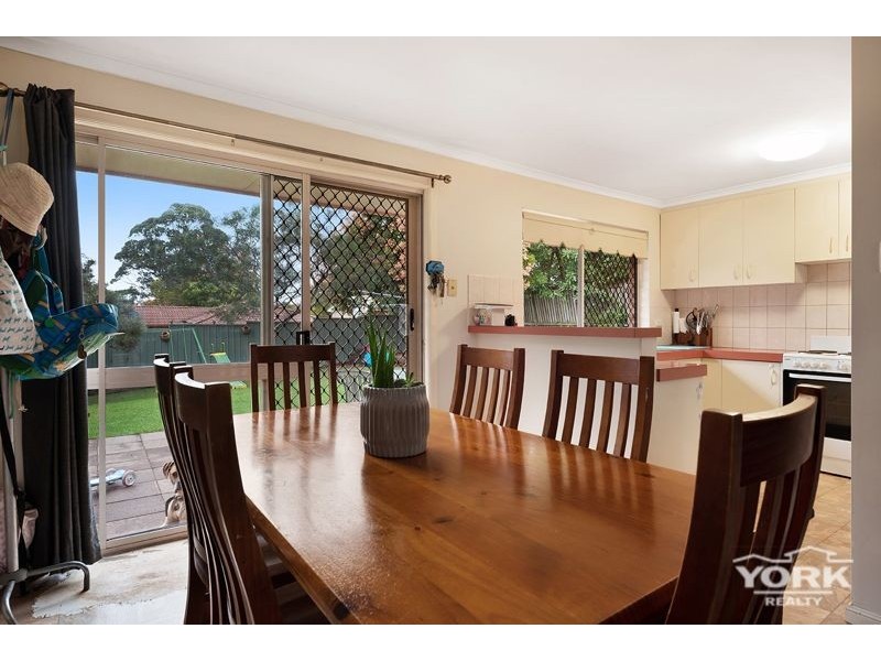 108 Hogg Street, Wilsonton Heights QLD 4350