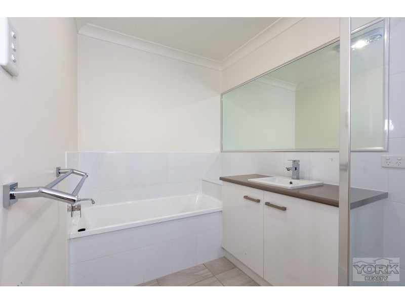 Harlaxton QLD 4350