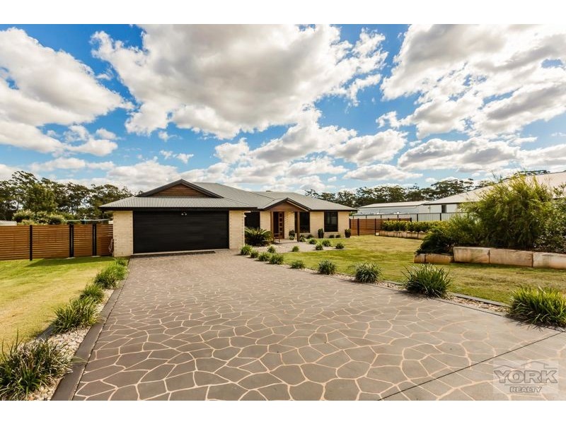 50 Holly Avenue, Highfields QLD 4352