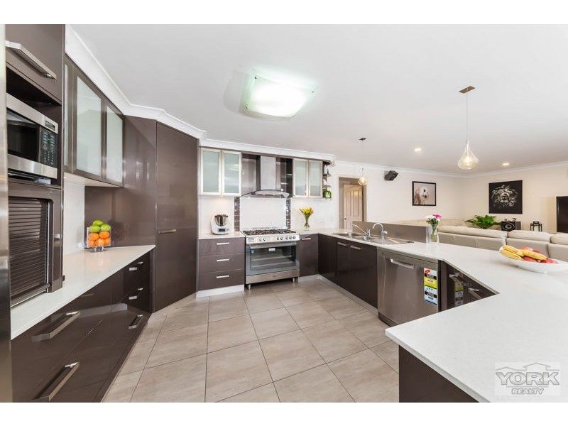 50 Holly Avenue, Highfields QLD 4352