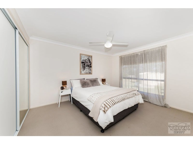 50 Holly Avenue, Highfields QLD 4352