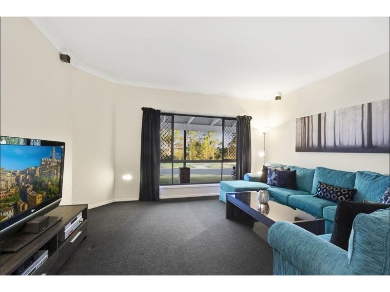1 Bernard Court, Highfields QLD 4352