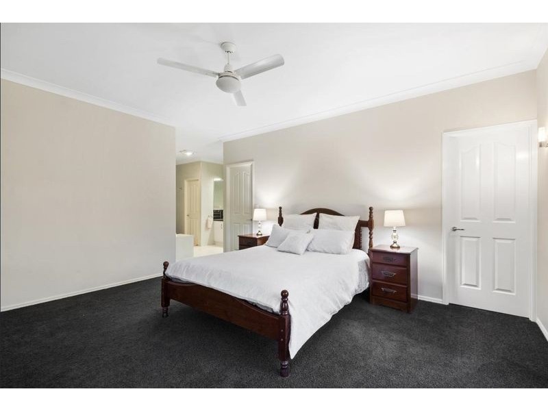 1 Bernard Court, Highfields QLD 4352