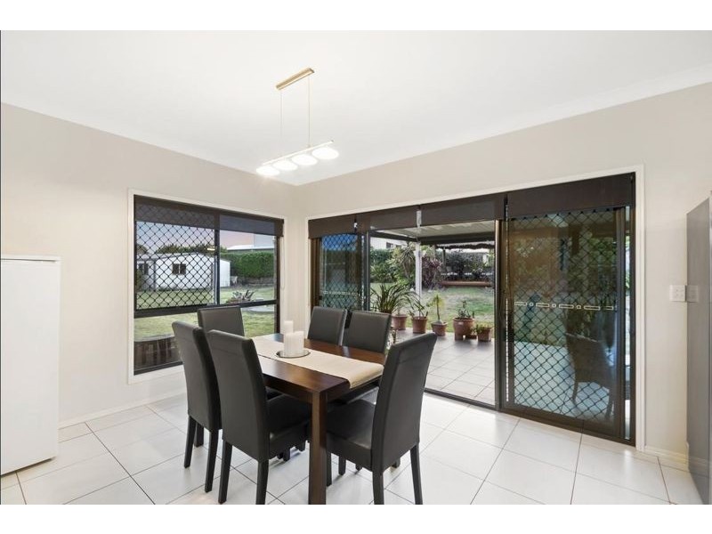 1 Bernard Court, Highfields QLD 4352