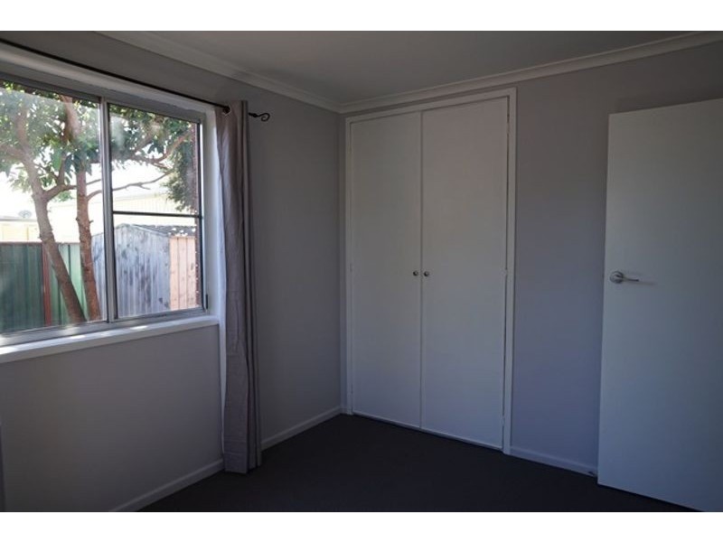 2/15a Wilfred Street, Harristown QLD 4350