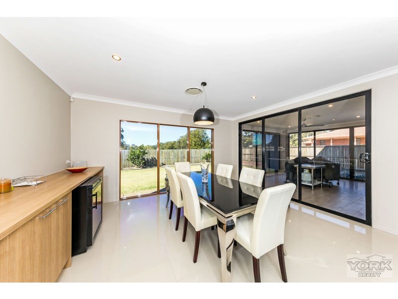488 Mackenzie Street, Middle Ridge QLD 4350