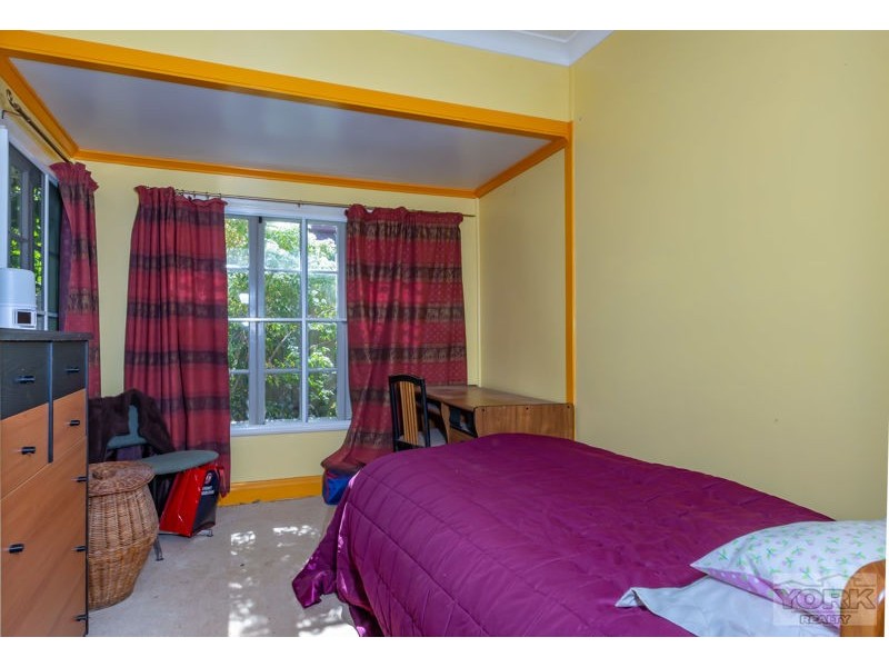 Centenary Heights QLD 4350