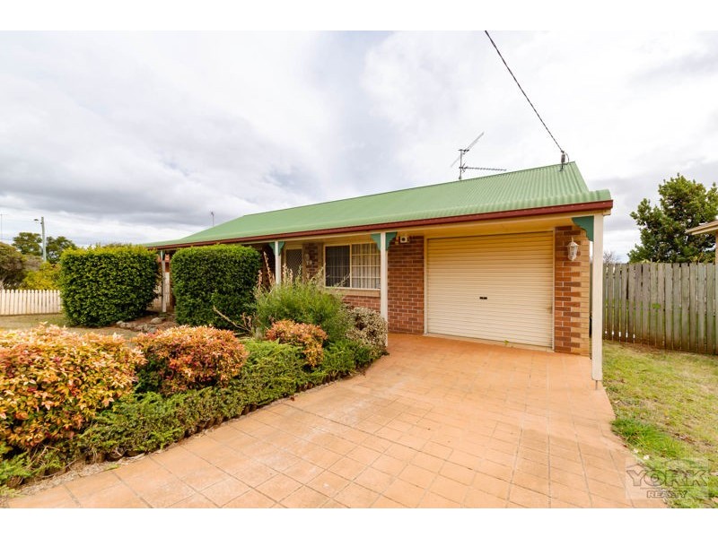 569 Greenwattle Street, Glenvale QLD 4350