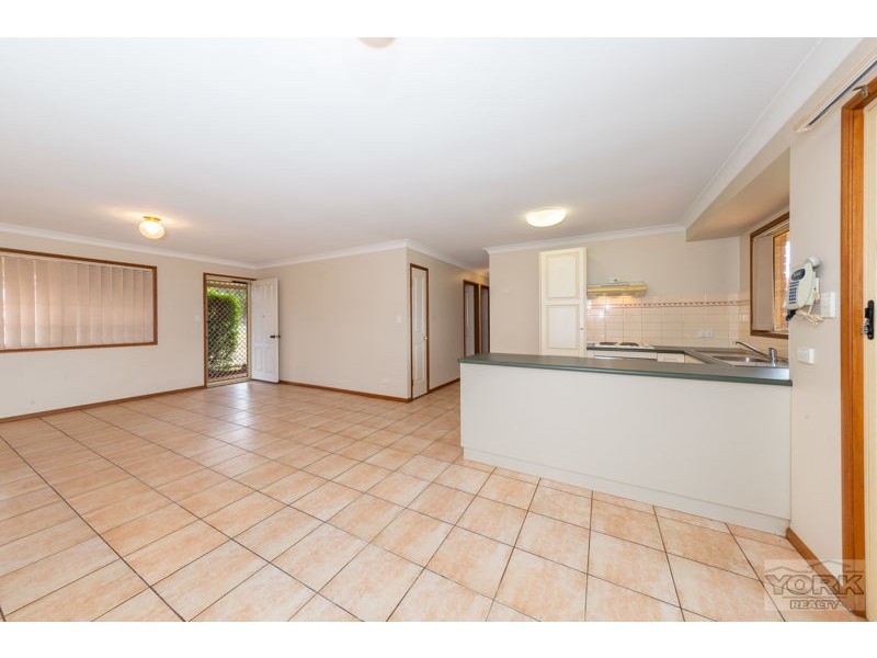 569 Greenwattle Street, Glenvale QLD 4350