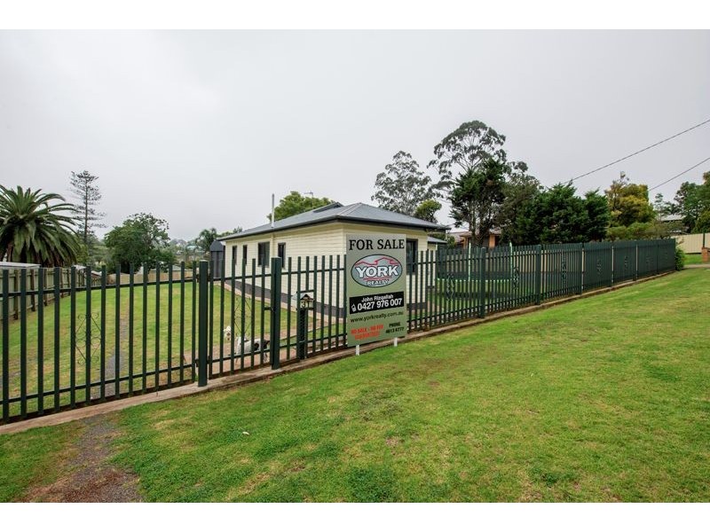 31 Gregory Street, Harlaxton QLD 4350