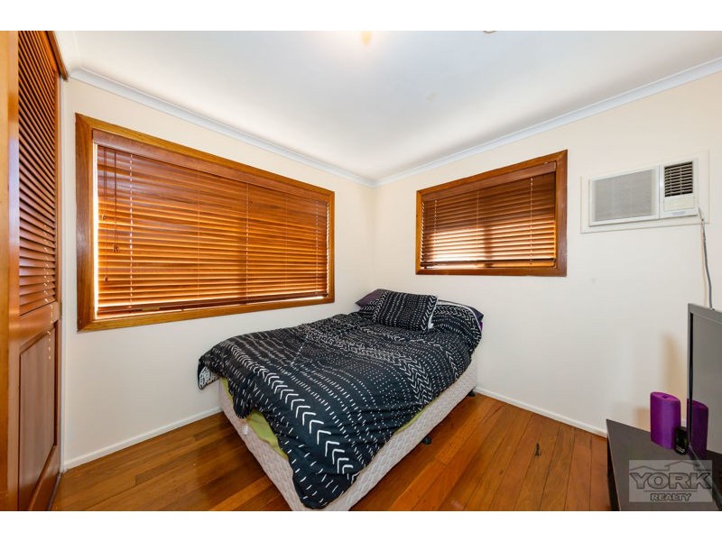 453 Stenner Street, Harristown QLD 4350