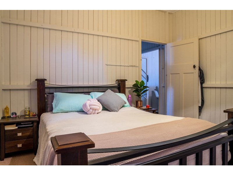 16a Healy Street, South Toowoomba QLD 4350