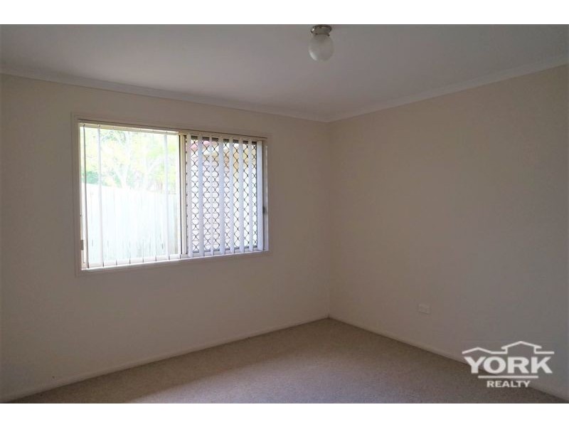 4/320 South Street, Harristown QLD 4350