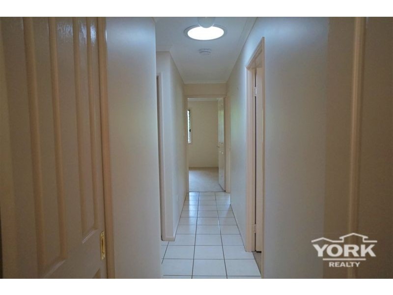 4/320 South Street, Harristown QLD 4350