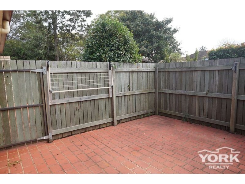 4/320 South Street, Harristown QLD 4350