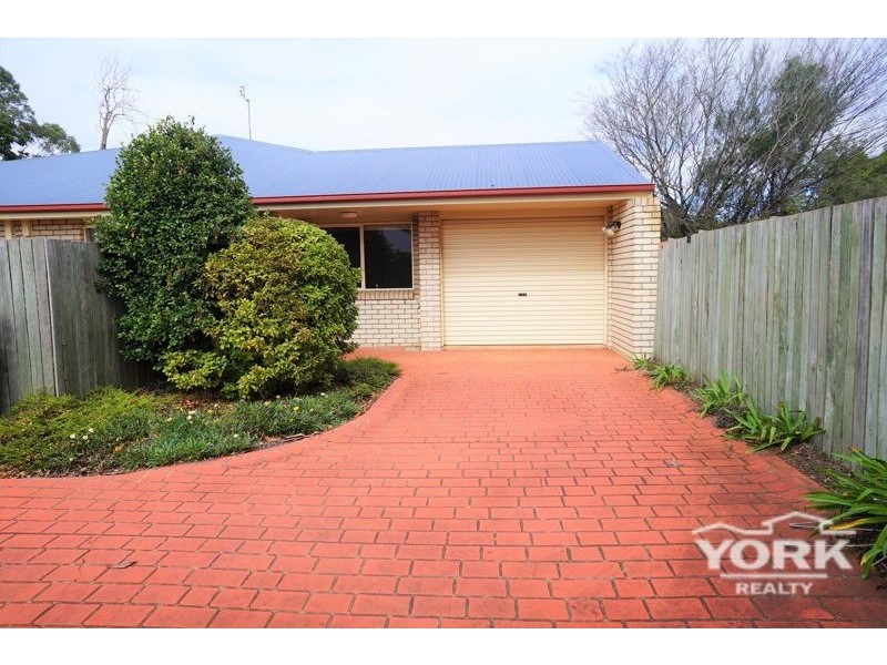 4/320 South Street, Harristown QLD 4350