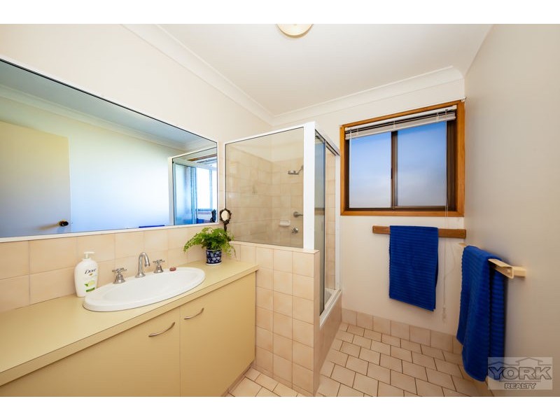 2/90a Alderley Street, Rangeville QLD 4350