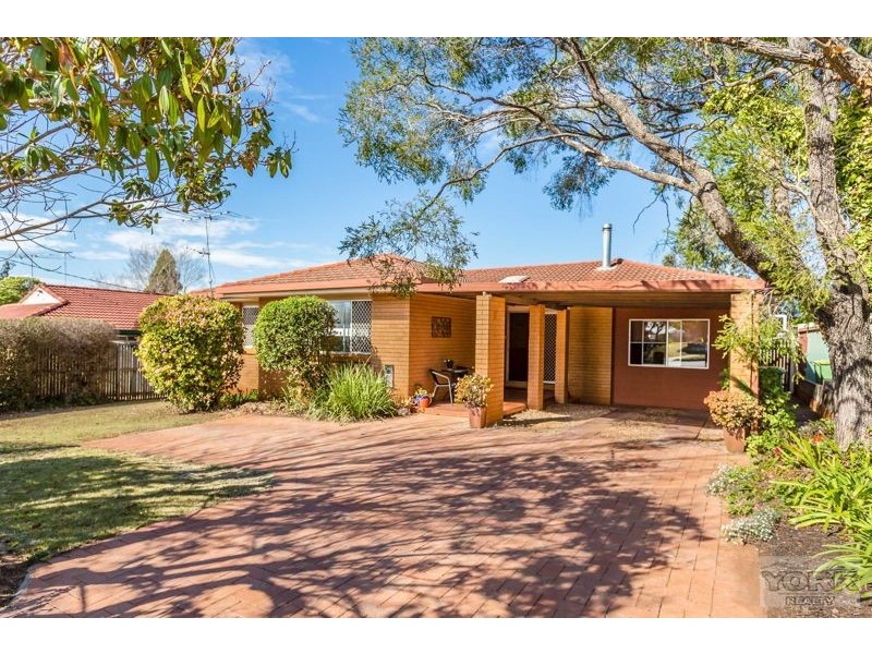 234a Alderley Street, Centenary Heights QLD 4350