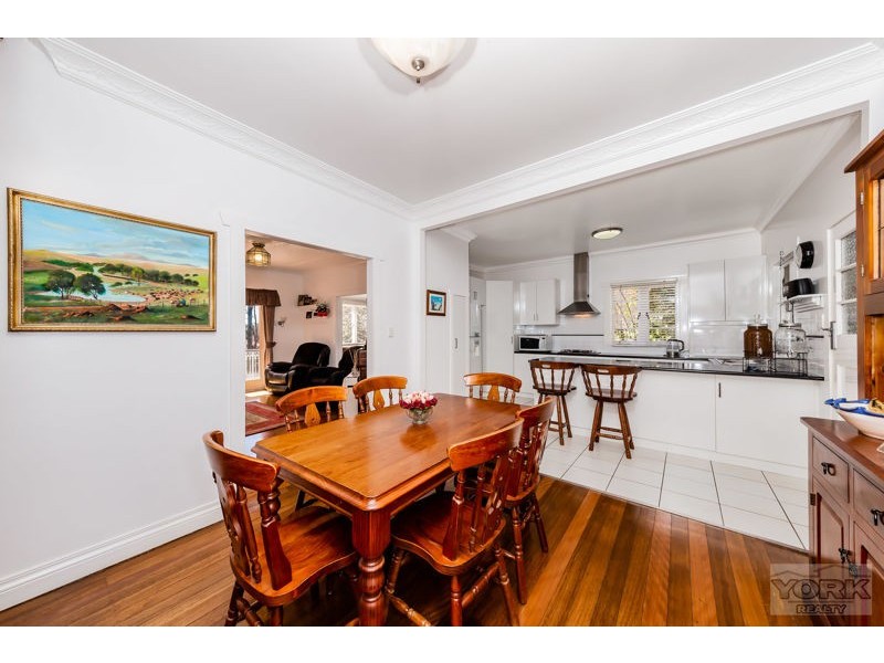 156 Perth Street, South Toowoomba QLD 4350