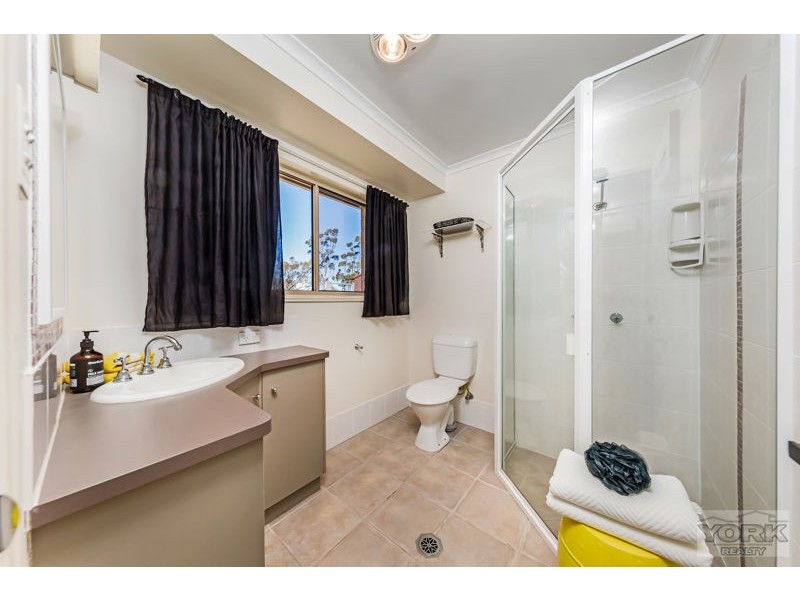 14 Palmer Drive, Highfields QLD 4352