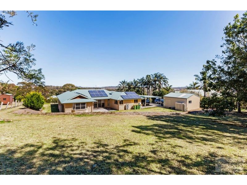 14 Palmer Drive, Highfields QLD 4352