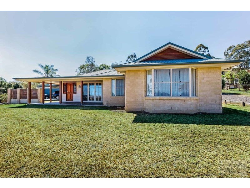14 Palmer Drive, Highfields QLD 4352