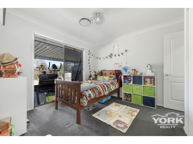 12 Parkridge Drive, Withcott QLD 4352