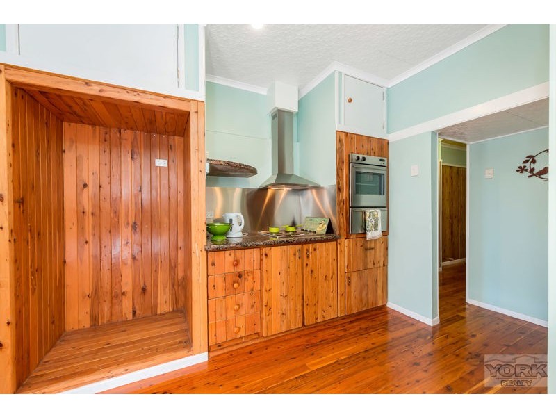 13 Healy Street, South Toowoomba QLD 4350