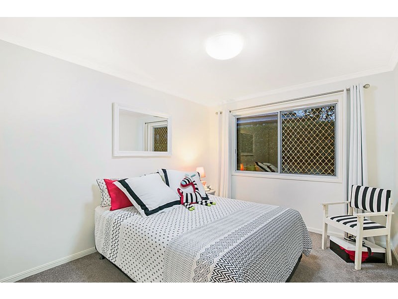 4 Roderic Court, Mount Lofty QLD 4350