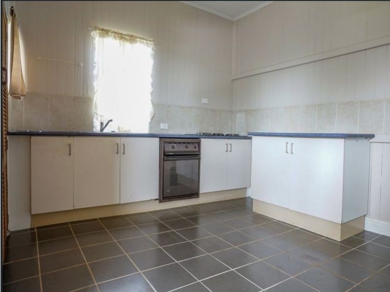 3 Kelfield Street, North Toowoomba QLD 4350