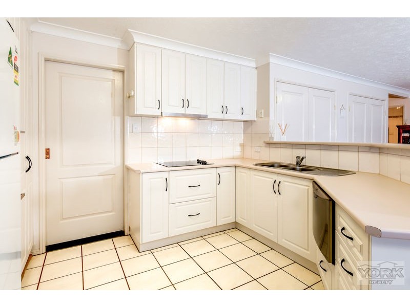 3/68 Holberton Street, Rockville QLD 4350