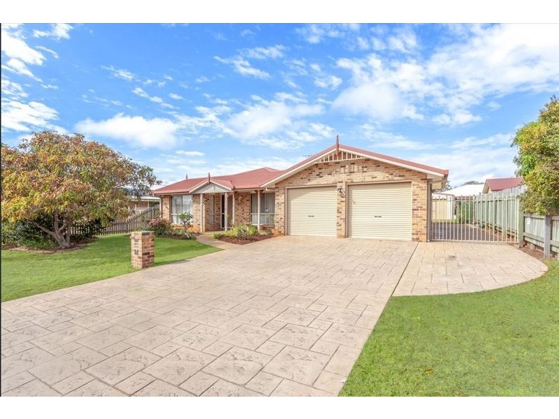 24 Carmen Street, Kearneys Spring QLD 4350
