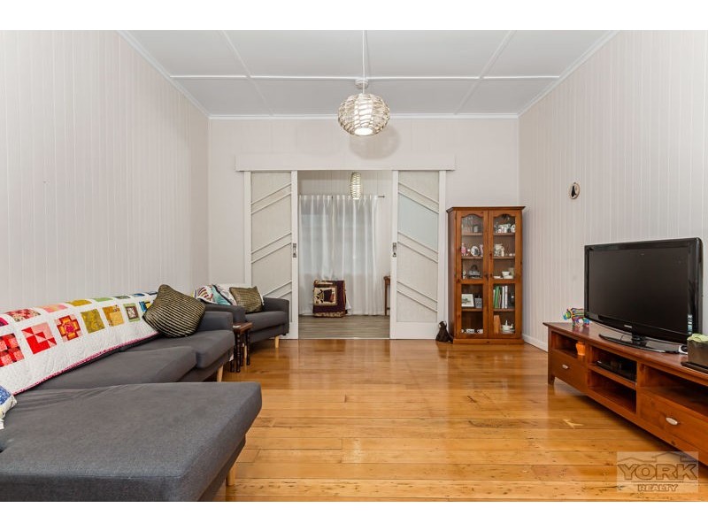 5 Hampshire Street, North Toowoomba QLD 4350