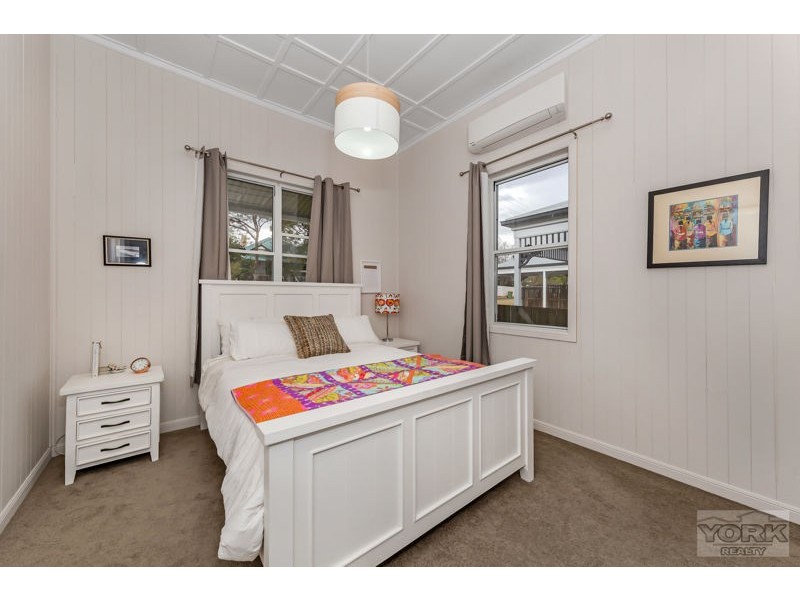 5 Hampshire Street, North Toowoomba QLD 4350