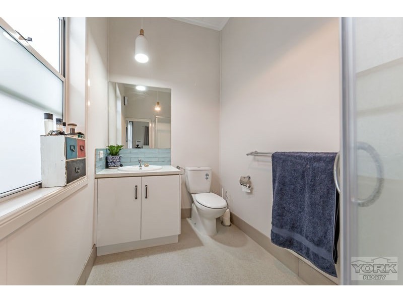 5 Hampshire Street, North Toowoomba QLD 4350