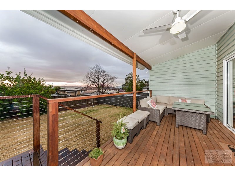 5 Hampshire Street, North Toowoomba QLD 4350