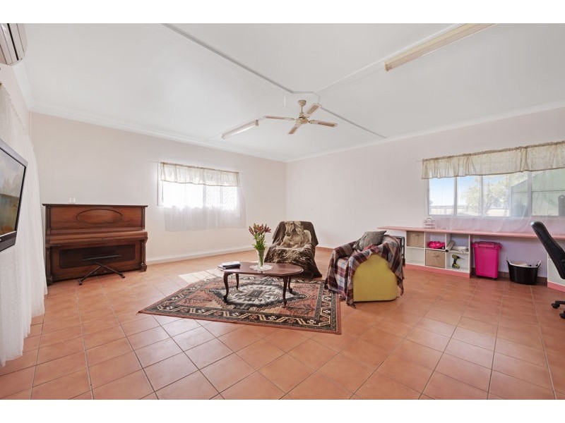 33 Moore Road, Westbrook QLD 4350