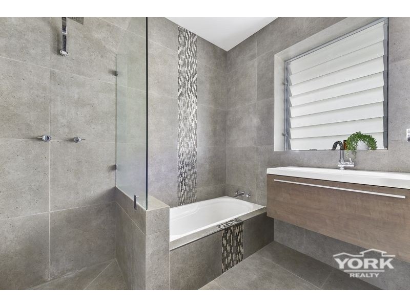 4 Allom Street, South Toowoomba QLD 4350