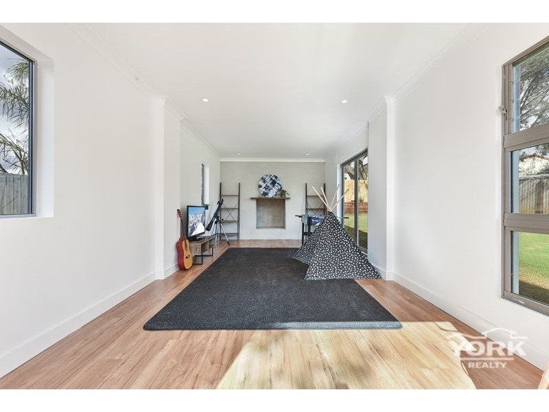 4 Allom Street, South Toowoomba QLD 4350