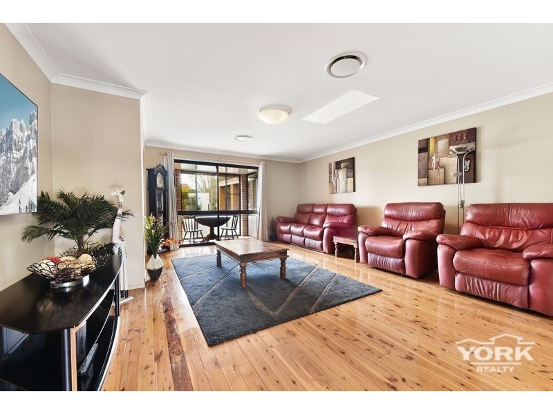 34 Girrawheen Street, Rangeville QLD 4350