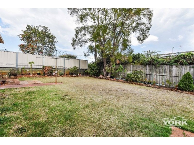 34 Girrawheen Street, Rangeville QLD 4350
