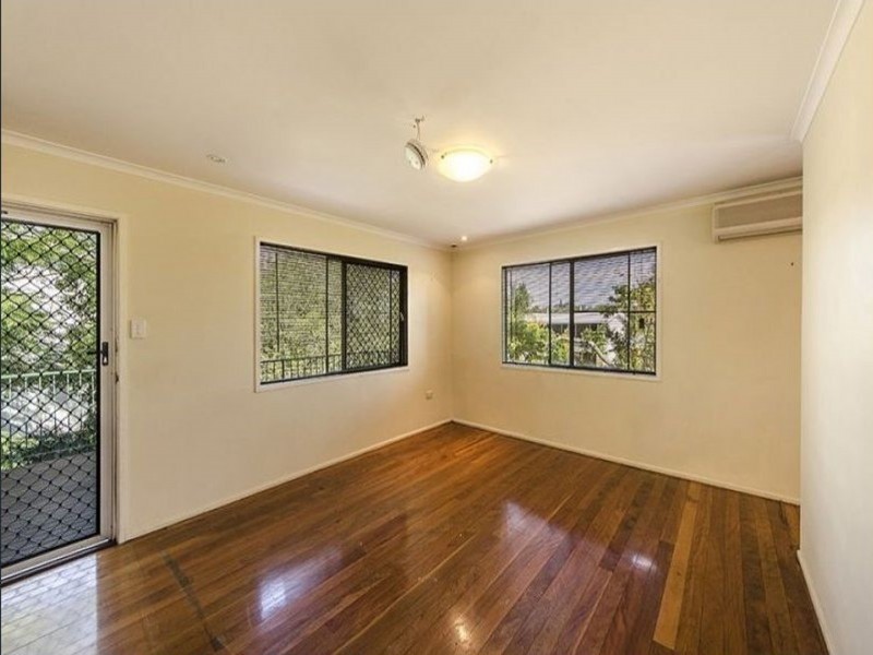 21 Coates Street, Kearneys Spring QLD 4350