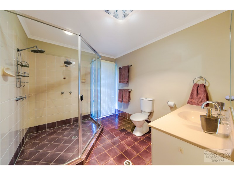 89 Aberdeen Street, Rangeville QLD 4350