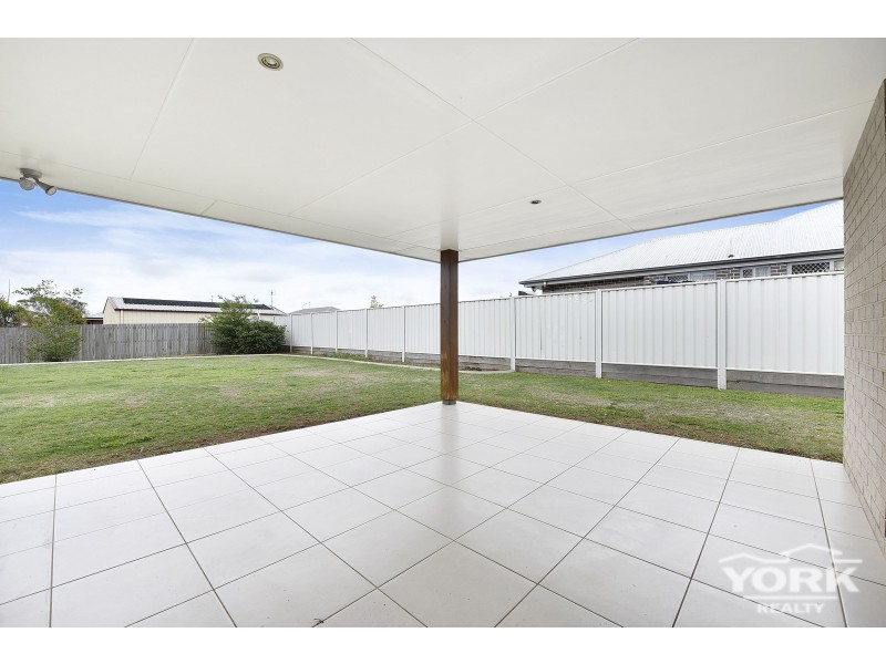 3 Woodville Court, Wyreema QLD 4352