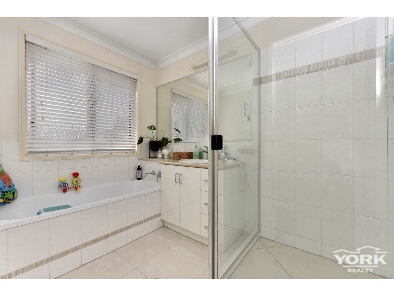 28 Shoesmith Road, Westbrook QLD 4350
