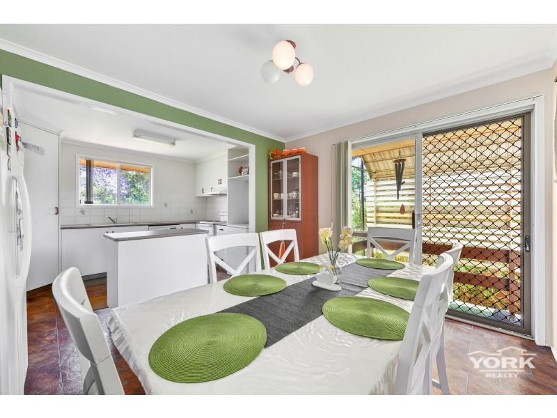 7 Skehan Street, Centenary Heights QLD 4350