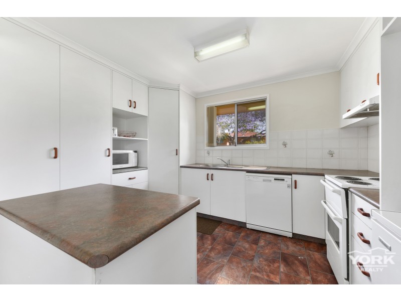 7 Skehan Street, Centenary Heights QLD 4350